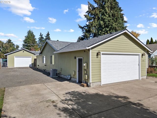 2535 12th Ave, Forest Grove, OR 97116