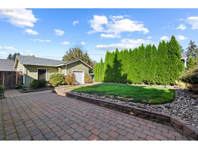 2535 12th Ave, Forest Grove, OR 97116