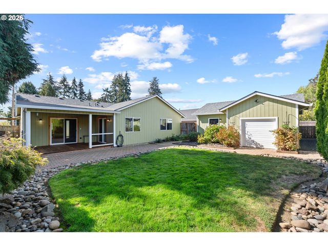 2535 12th Ave, Forest Grove, OR 97116