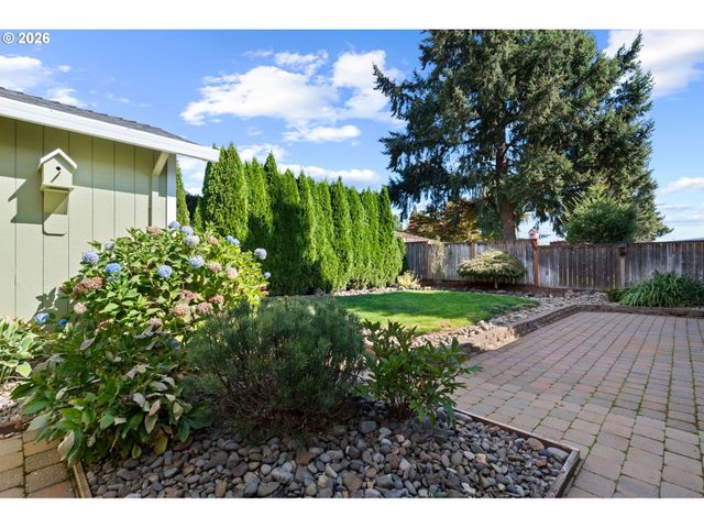 2535 12th Ave, Forest Grove, OR 97116