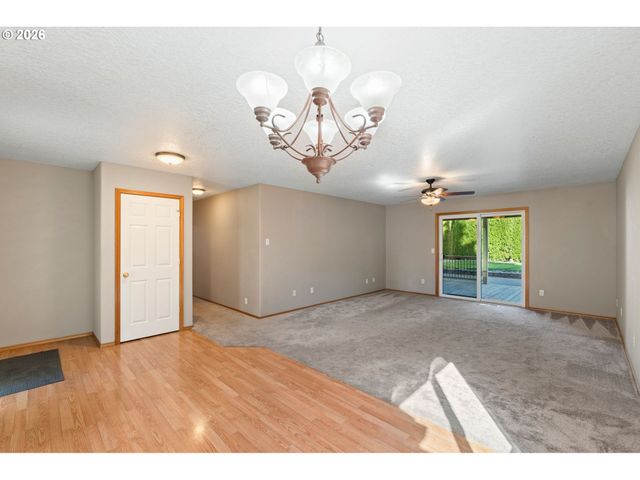 2535 12th Ave, Forest Grove, OR 97116