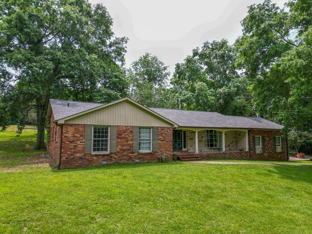 1094B Center Point Rd, Hendersonville, TN 37075
