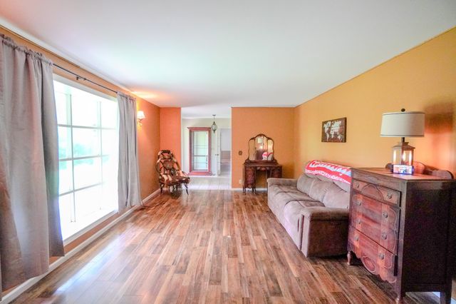 1094B Center Point Rd, Hendersonville, TN 37075