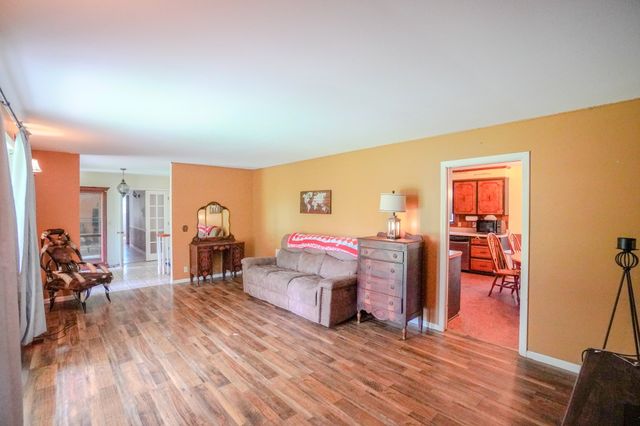1094B Center Point Rd, Hendersonville, TN 37075