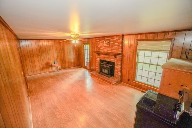 1094B Center Point Rd, Hendersonville, TN 37075