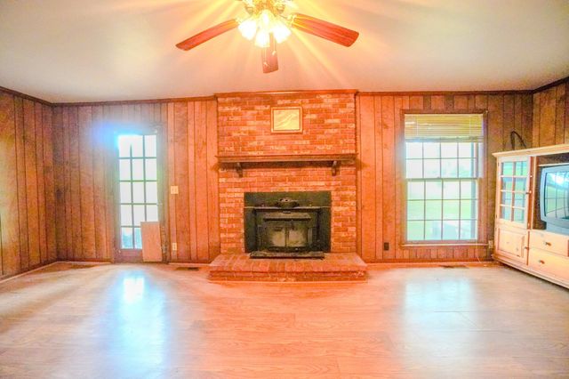 1094B Center Point Rd, Hendersonville, TN 37075