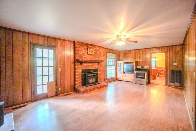 1094B Center Point Rd, Hendersonville, TN 37075