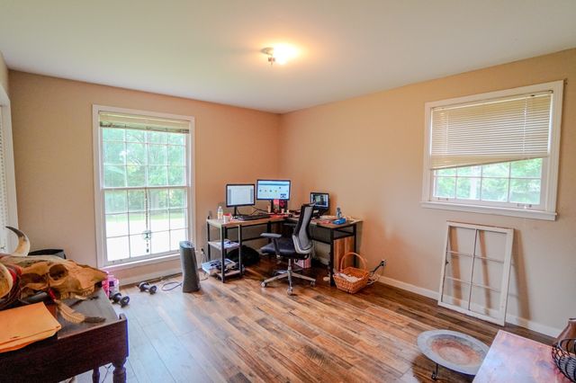 1094B Center Point Rd, Hendersonville, TN 37075