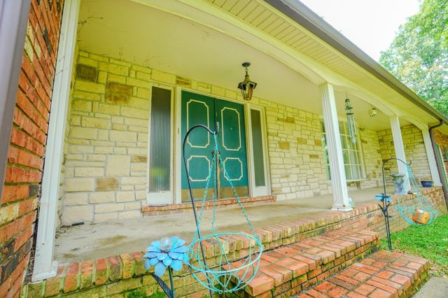 1094B Center Point Rd, Hendersonville, TN 37075