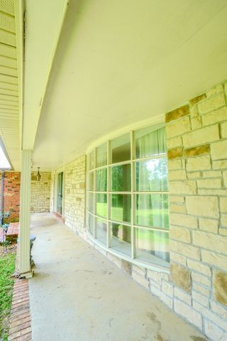 1094B Center Point Rd, Hendersonville, TN 37075