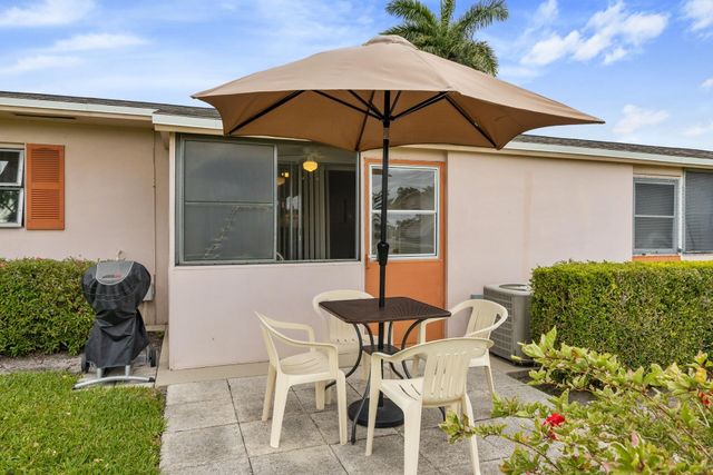 2691 Dudley Dr Drive E D, West Palm Beach, FL 33415