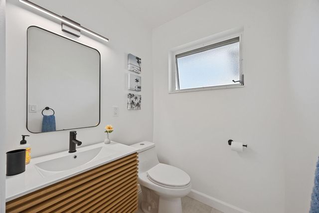 2691 Dudley Dr Drive E D, West Palm Beach, FL 33415