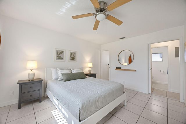 2691 Dudley Dr Drive E D, West Palm Beach, FL 33415