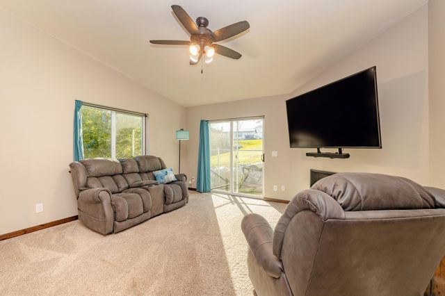 92 Birch Avenue, Alexandria, MN 56308