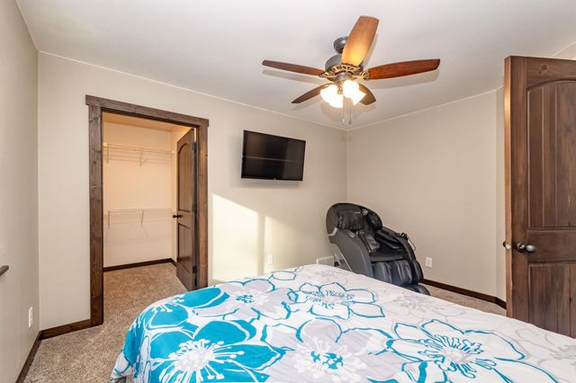 92 Birch Avenue, Alexandria, MN 56308