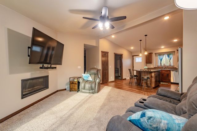 92 Birch Avenue, Alexandria, MN 56308