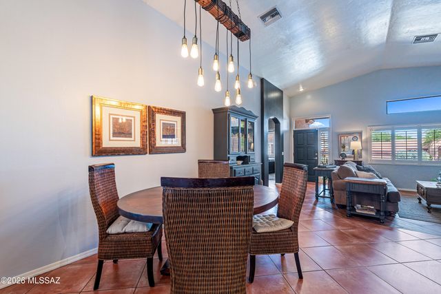 10800 E Limberbush Place, Tucson, AZ 85748