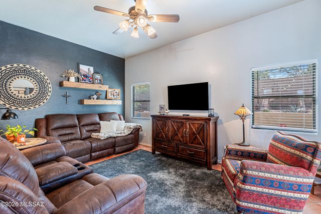 10800 E Limberbush Place, Tucson, AZ 85748