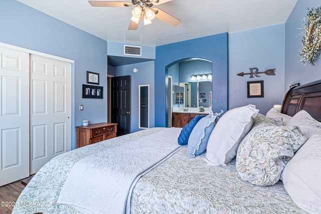 10800 E Limberbush Place, Tucson, AZ 85748