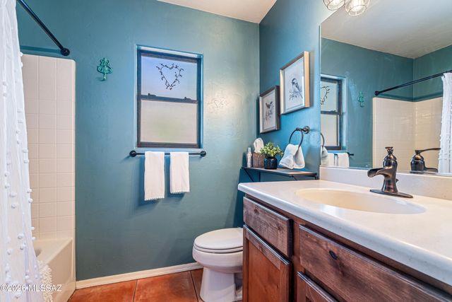 10800 E Limberbush Place, Tucson, AZ 85748