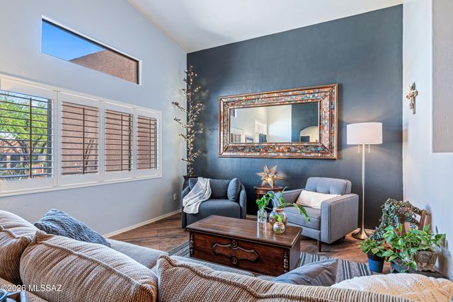 10800 E Limberbush Place, Tucson, AZ 85748