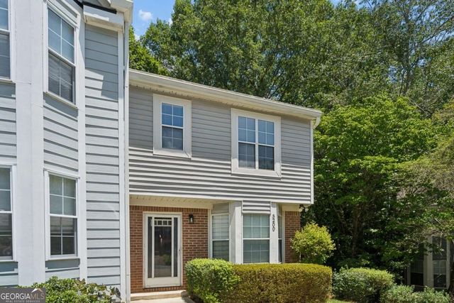 5200 Laurel Bridge Drive SE, Smyrna, GA 30082