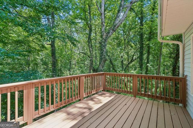 5200 Laurel Bridge Drive SE, Smyrna, GA 30082