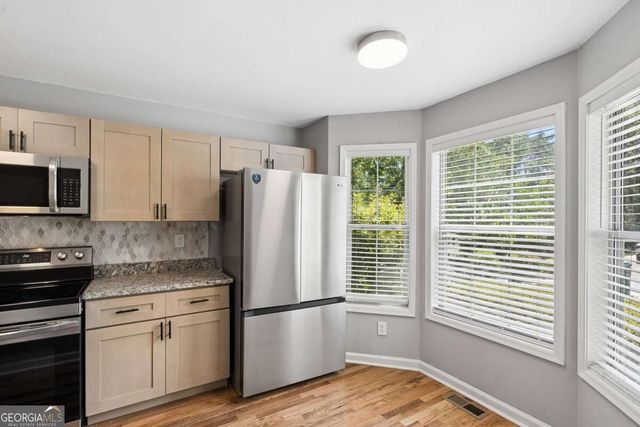 5200 Laurel Bridge Drive SE, Smyrna, GA 30082