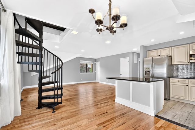 77 Waters Edge, Rye, NY 10580