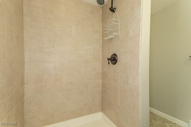 2250 Pine Ridge Drive, Wickliffe, OH 44092