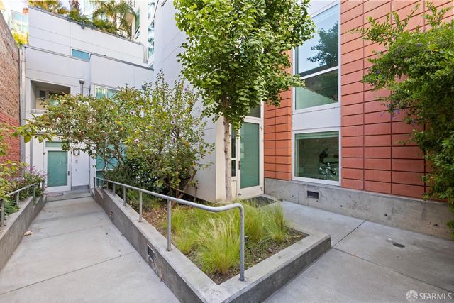 555 4th Street 107, San Francisco, CA 94107