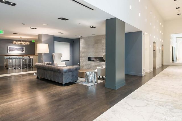 555 4th Street 107, San Francisco, CA 94107