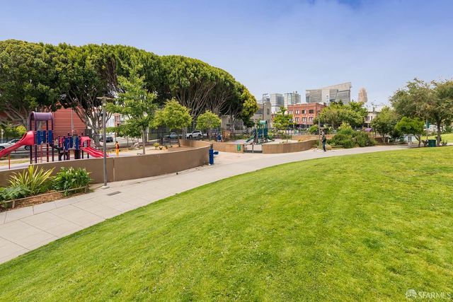 555 4th Street 107, San Francisco, CA 94107