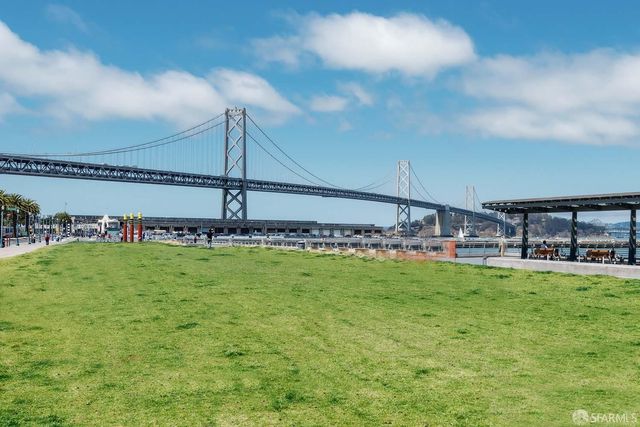 555 4th Street 107, San Francisco, CA 94107