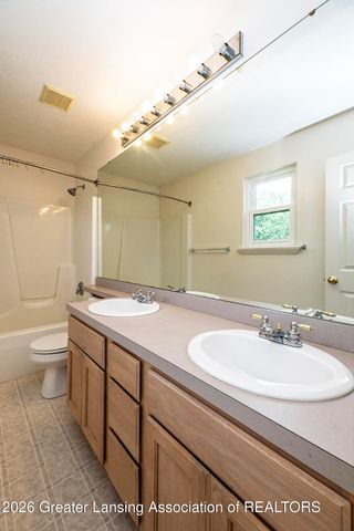 1400 Ivywood Drive, Okemos, MI 48864
