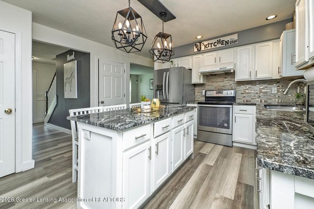1400 Ivywood Drive, Okemos, MI 48864