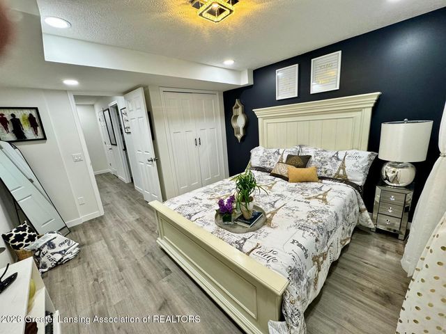 1400 Ivywood Drive, Okemos, MI 48864
