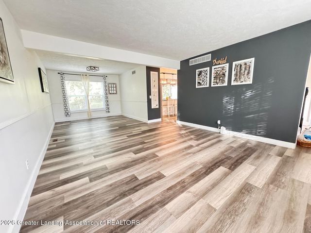 1400 Ivywood Drive, Okemos, MI 48864