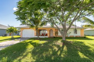 566 NW Conover Street, Port St Lucie, FL 34983