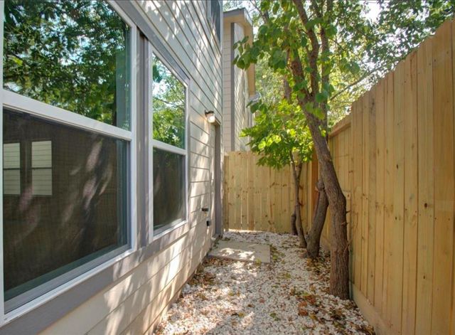 8209 Westcott Road, Houston, TX 77016