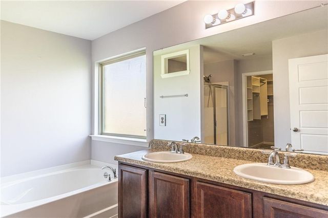10051 Summer Woods Court, Mobile, AL 36695