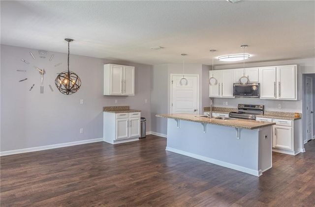 10051 Summer Woods Court, Mobile, AL 36695
