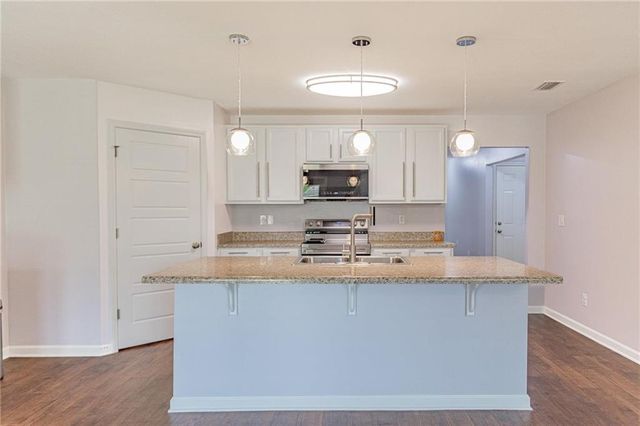 10051 Summer Woods Court, Mobile, AL 36695