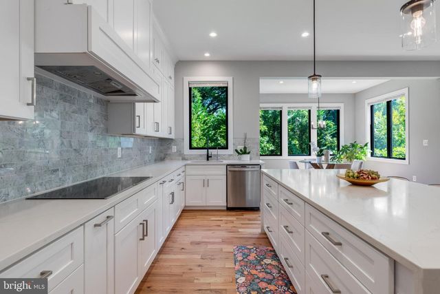 1435 MAYFLOWER DR, Mclean, VA 22101