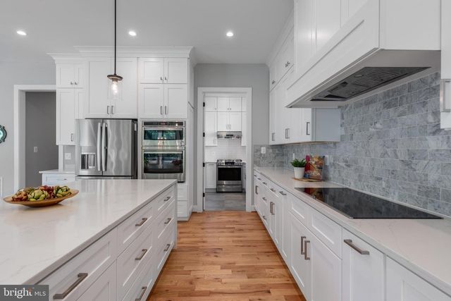 1435 MAYFLOWER DR, Mclean, VA 22101
