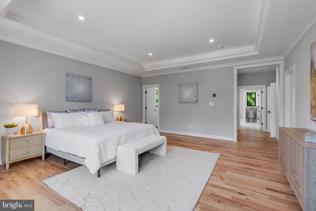 1435 MAYFLOWER DR, Mclean, VA 22101