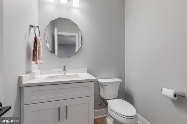 1435 MAYFLOWER DR, Mclean, VA 22101