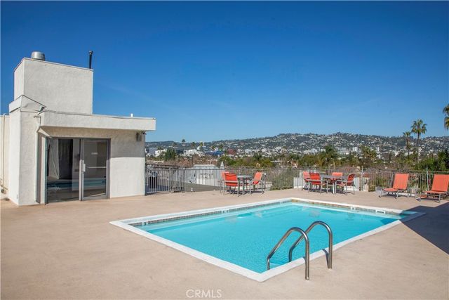 6151 Orange 215, Los Angeles, CA 90048