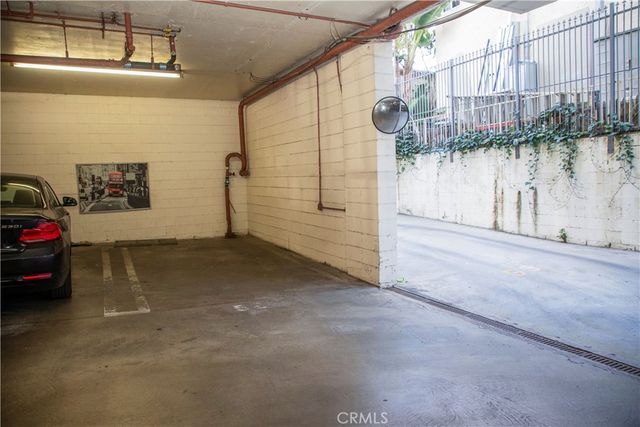6151 Orange 215, Los Angeles, CA 90048