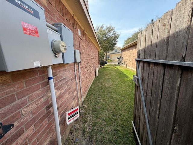 6351 Applewood Forest Drive, Katy, TX 77494